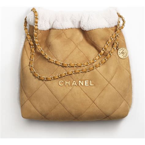 chanel 小 羊皮|Chanel 22 迷你手袋, 双面剪毛小羊皮与金色金属, 淡粉红 — 精品.